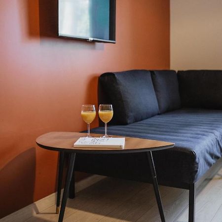 Rozenstein design apartment Brocēni Buitenkant foto